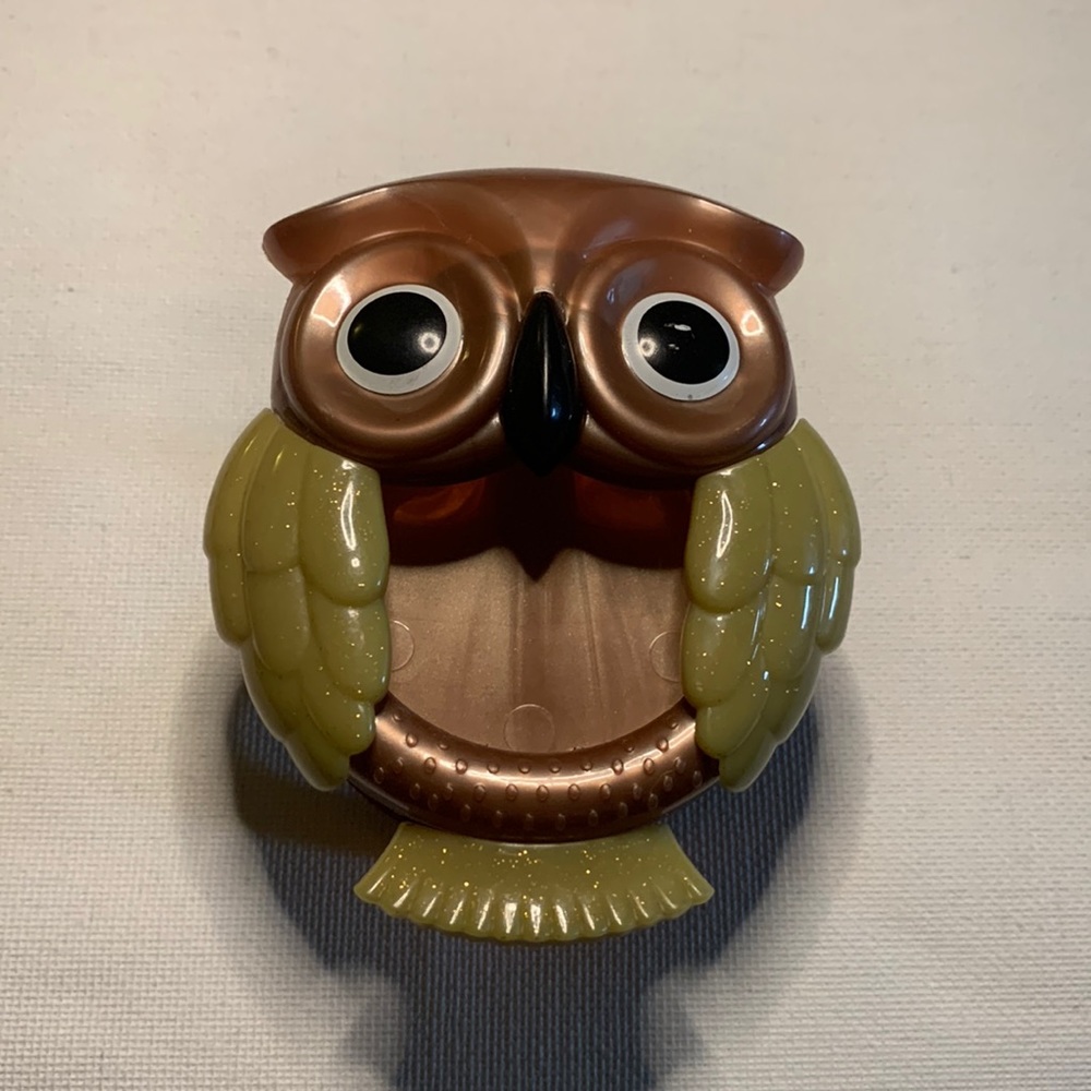 Owl car clip